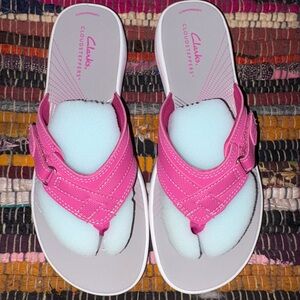 Clarks Cloudsteppers Flip Flops Pink